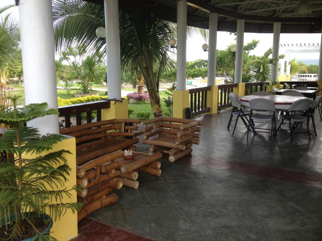 Moalboal Beach Resort Alcantara  Esterno foto