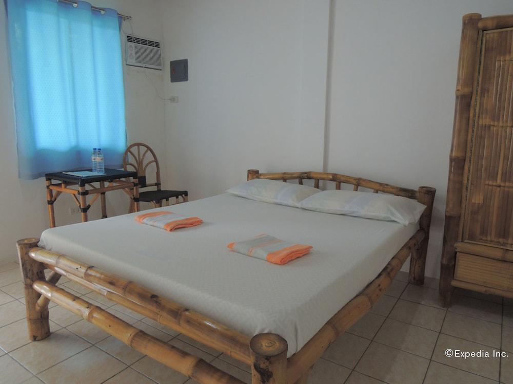 Moalboal Beach Resort Alcantara  Esterno foto