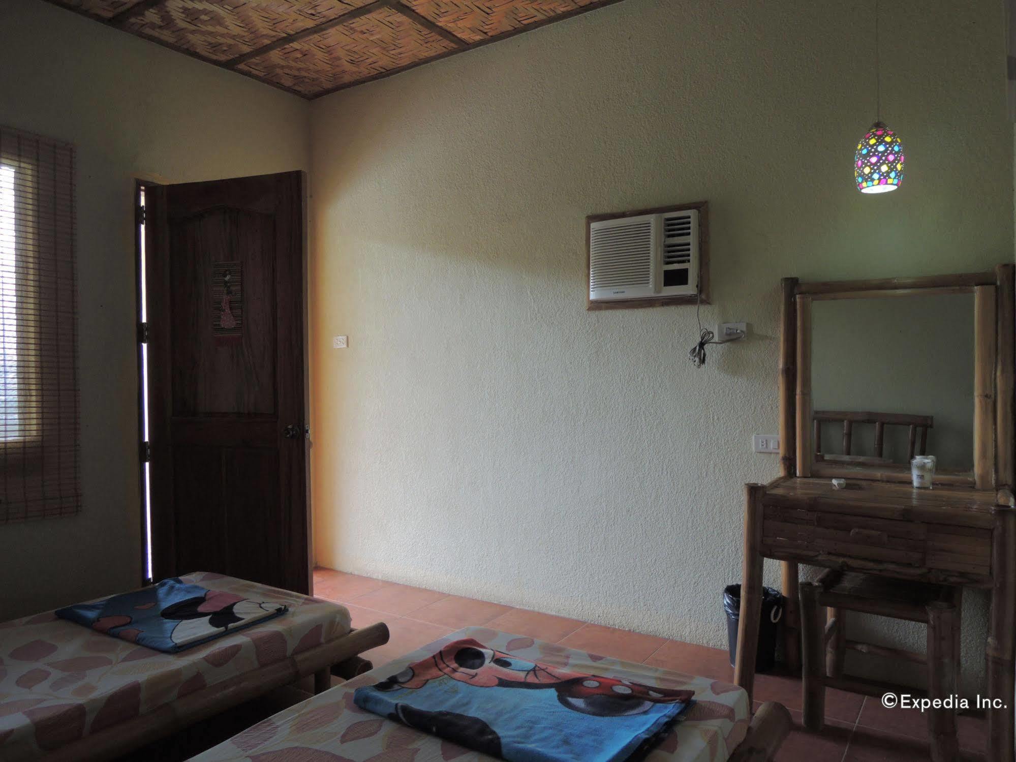 Moalboal Beach Resort Alcantara  Esterno foto