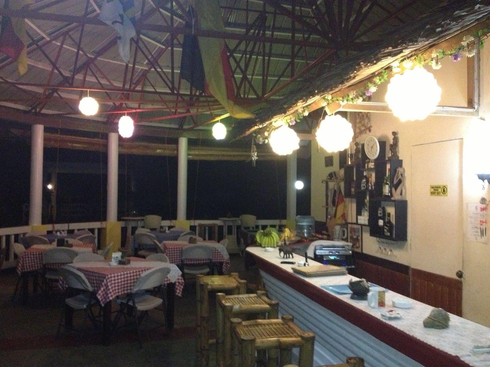 Moalboal Beach Resort Alcantara  Esterno foto
