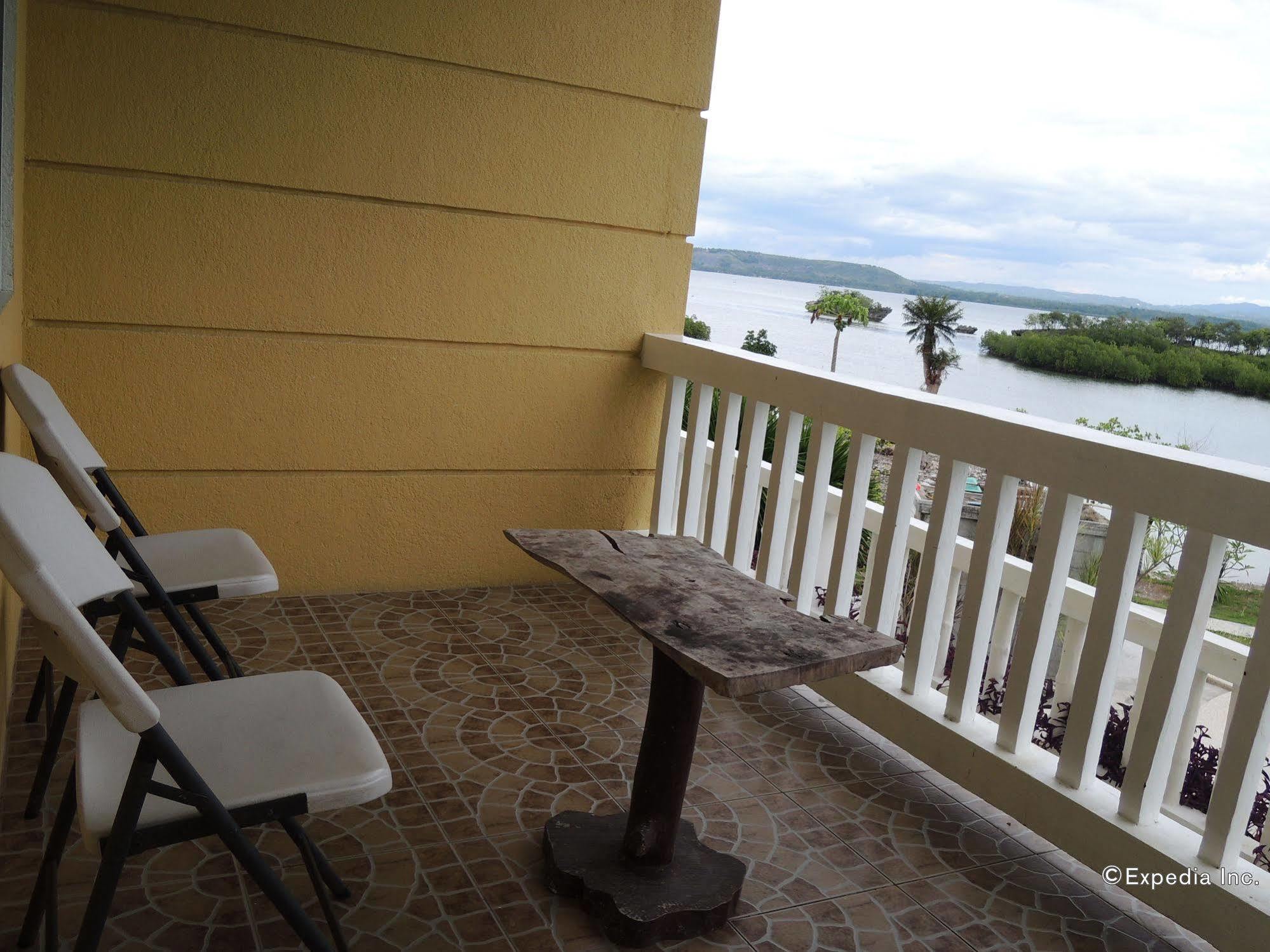 Moalboal Beach Resort Alcantara  Esterno foto